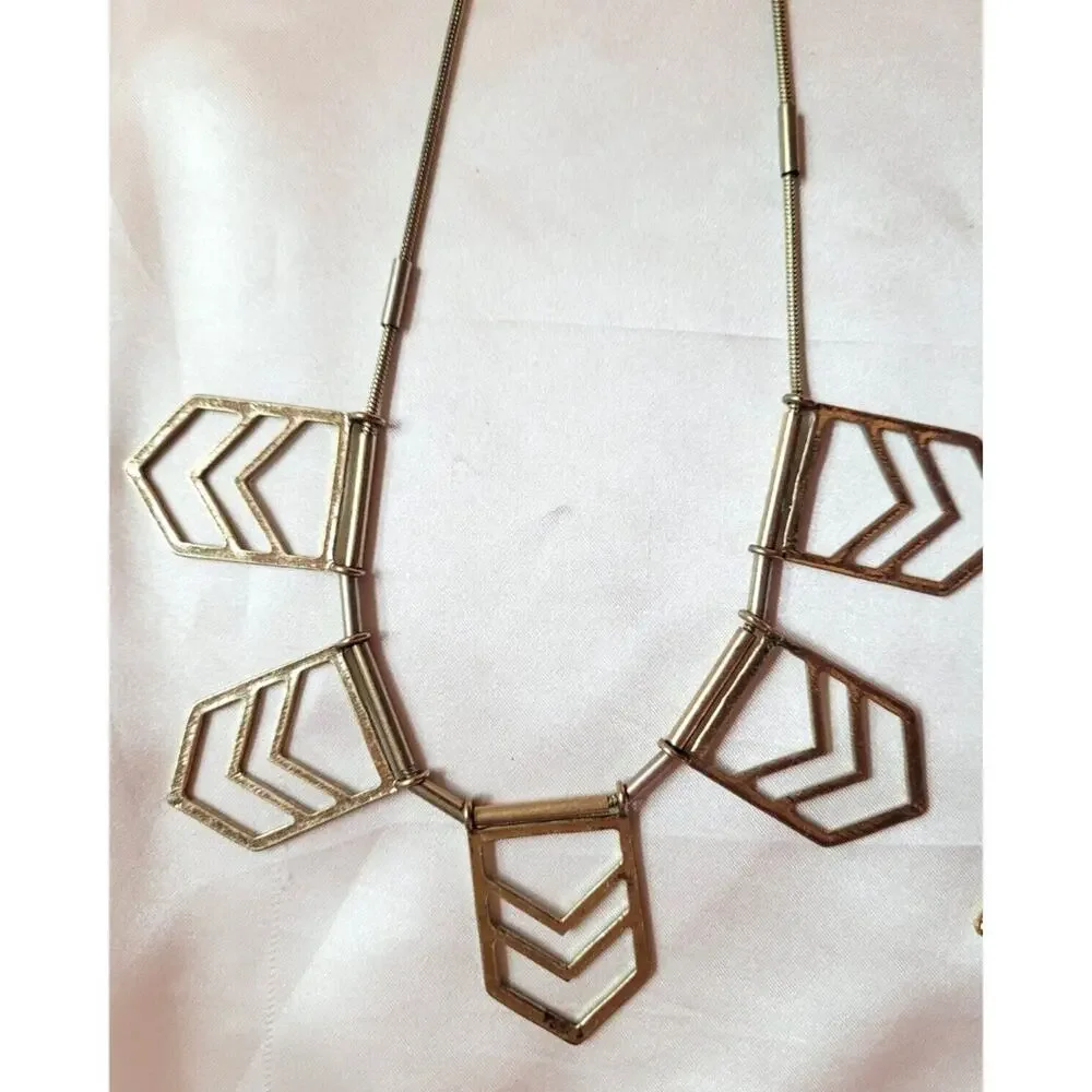 Lot 5 Vtg Retro Goldtone Necklaces Slinky Chain Fringe Open Metal Bib Y2K 90s